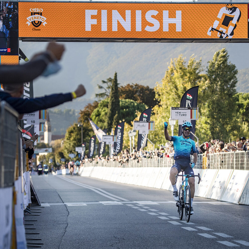 07626fc8-cf7c-4174-80fa-7180b720e391