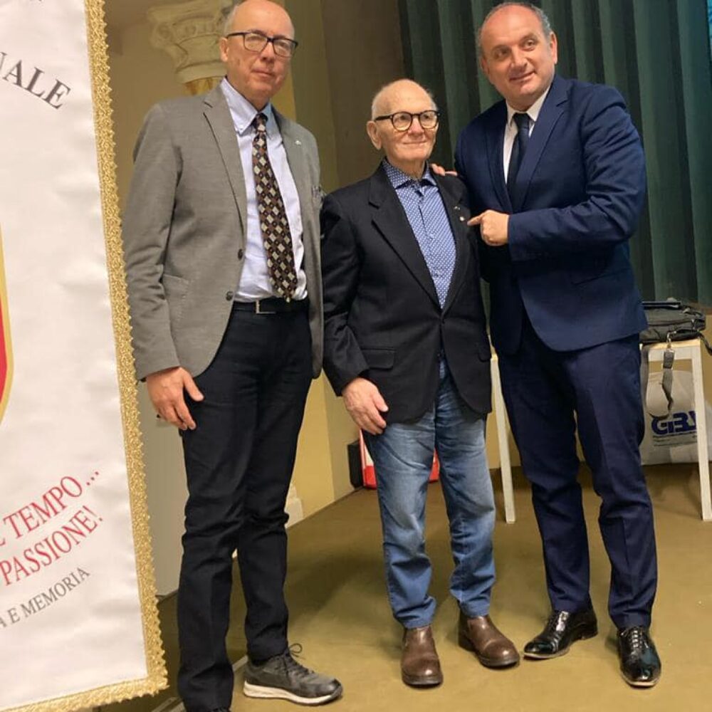 0a4a9a0a-75c0-413e-bf30-621660126bab 0a4a9a0a-75c0-413e-bf30-621660126bab