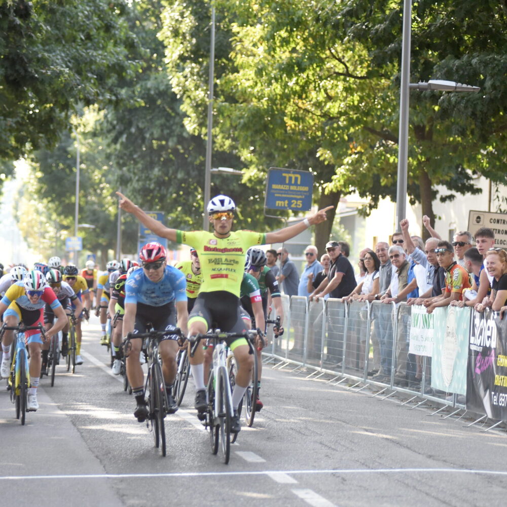 0d7df2b4-3bd8-4dc0-bfd0-73d9b7b1dc72