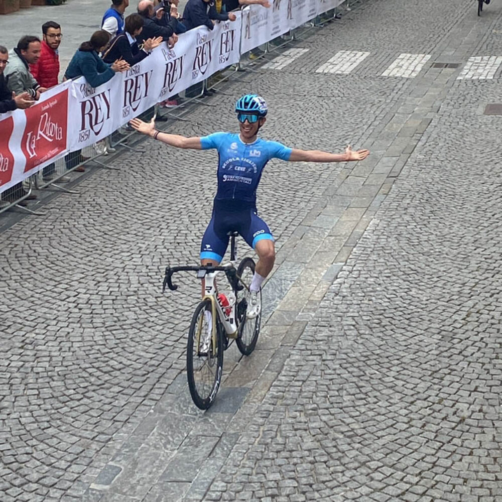 1a0bec82-5db9-4121-9243-864c7cdf81ba 1a0bec82-5db9-4121-9243-864c7cdf81ba