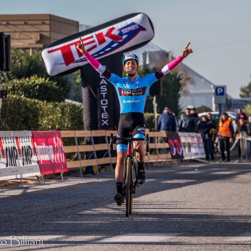 211e4b6e-ee63-432c-8bb3-901fce2e47be 211e4b6e-ee63-432c-8bb3-901fce2e47be