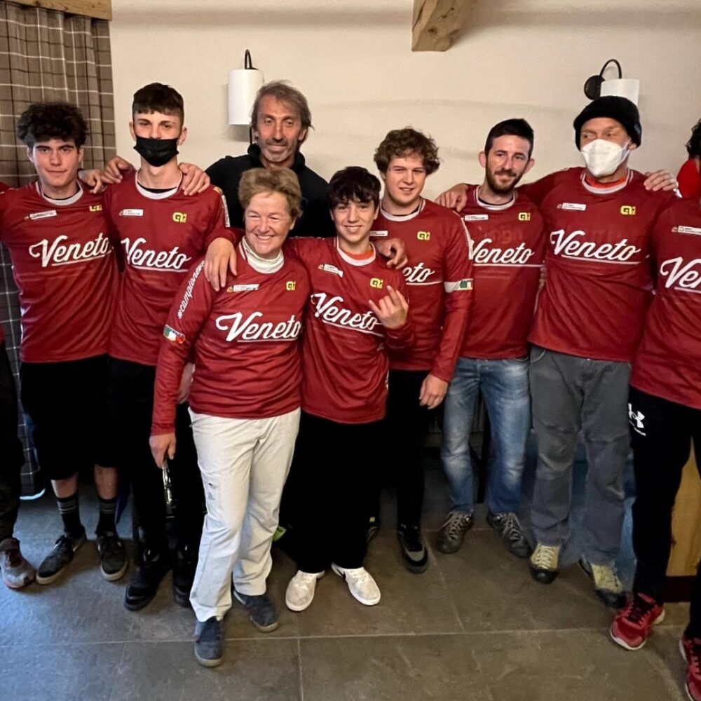 227d3a54-2b32-42a2-87d0-723a4a20fb4a