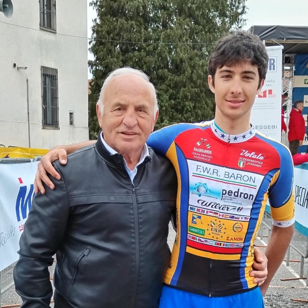 306adc5d-c178-4dc3-a1f8-e2a28806c483