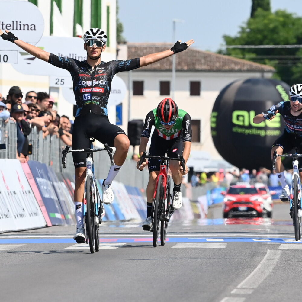 33042caa-380a-453f-9c60-a10f627a68fc