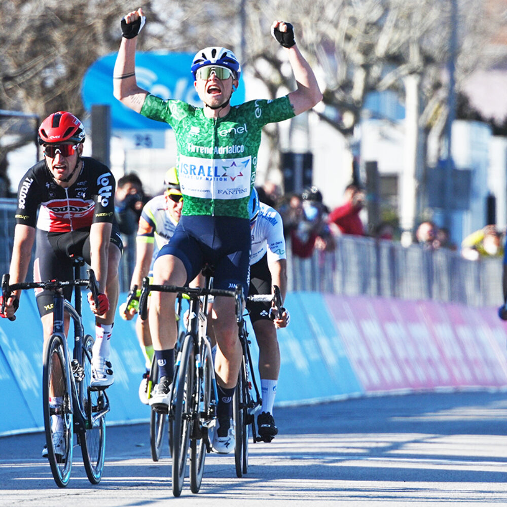 38994d2a-8a31-495f-80c8-83ae9bd2e967 38994d2a-8a31-495f-80c8-83ae9bd2e967