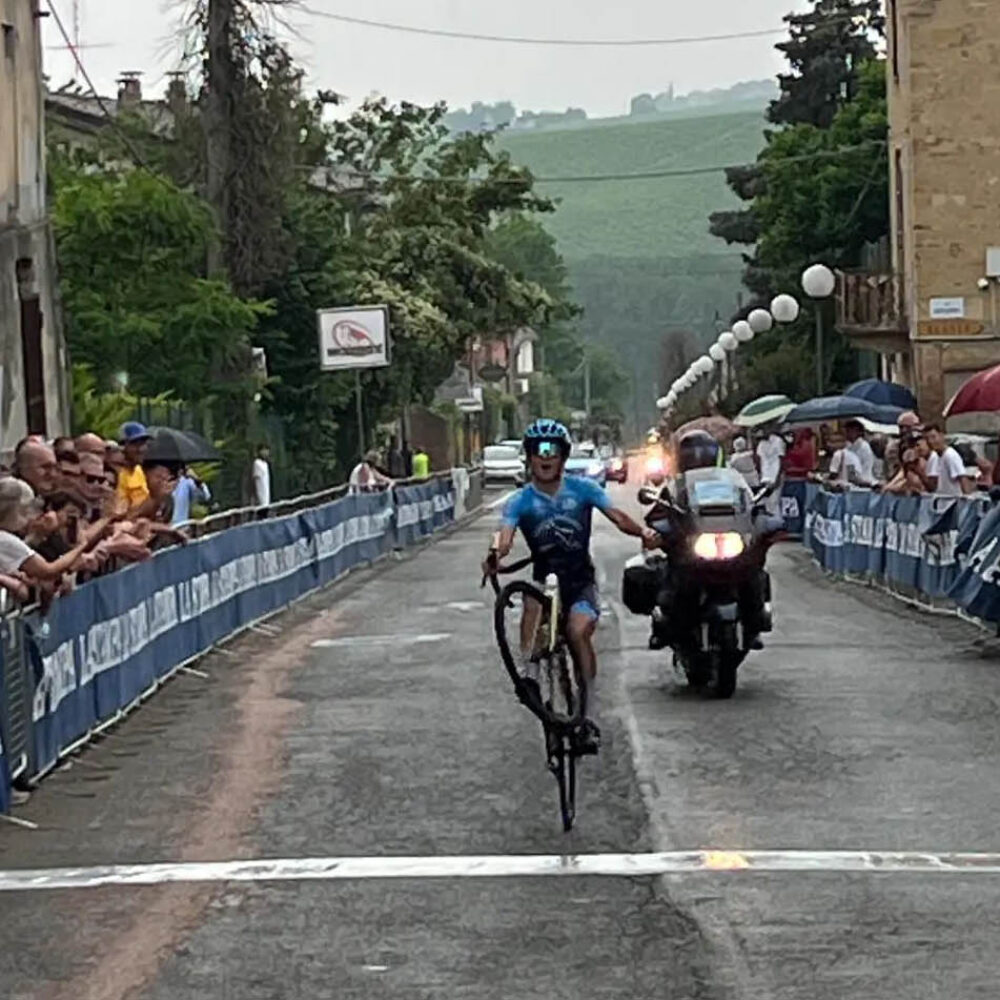 39e0f59e-bb78-41fe-9827-6ef1d20ea0cf