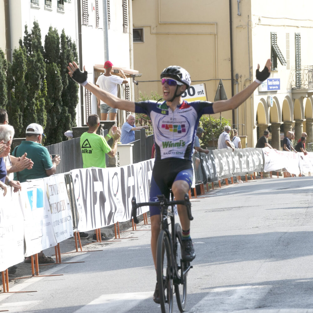 4a92d9e2-4773-4108-b65d-6e974531f369 4a92d9e2-4773-4108-b65d-6e974531f369