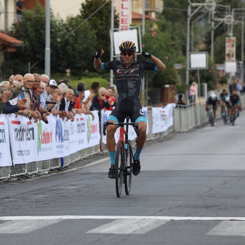 4f4ac954-8759-41cb-971d-d161793a1a8f