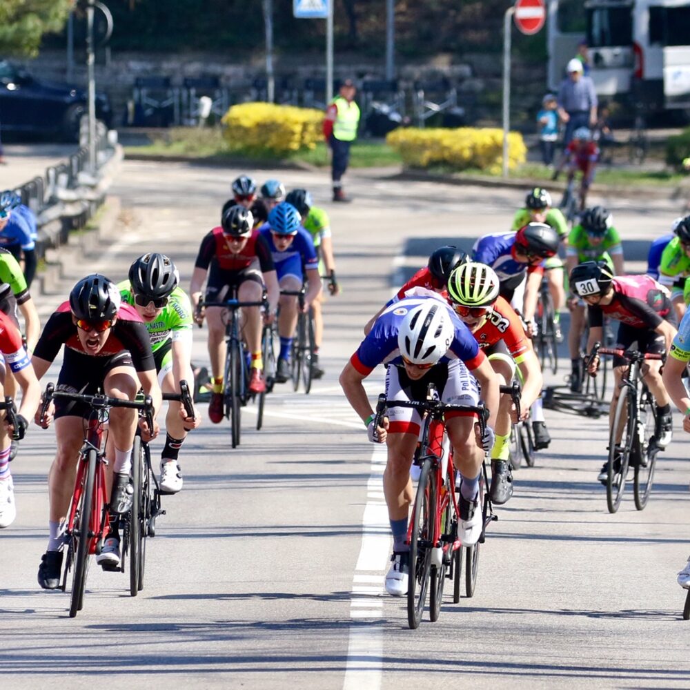 5ba18915-defc-452c-b893-fde0425dfbf0