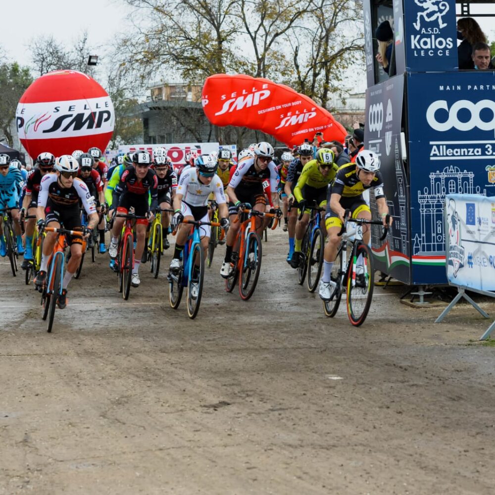 63cb0c0e-3e75-4702-8f9b-b2de3621acc5