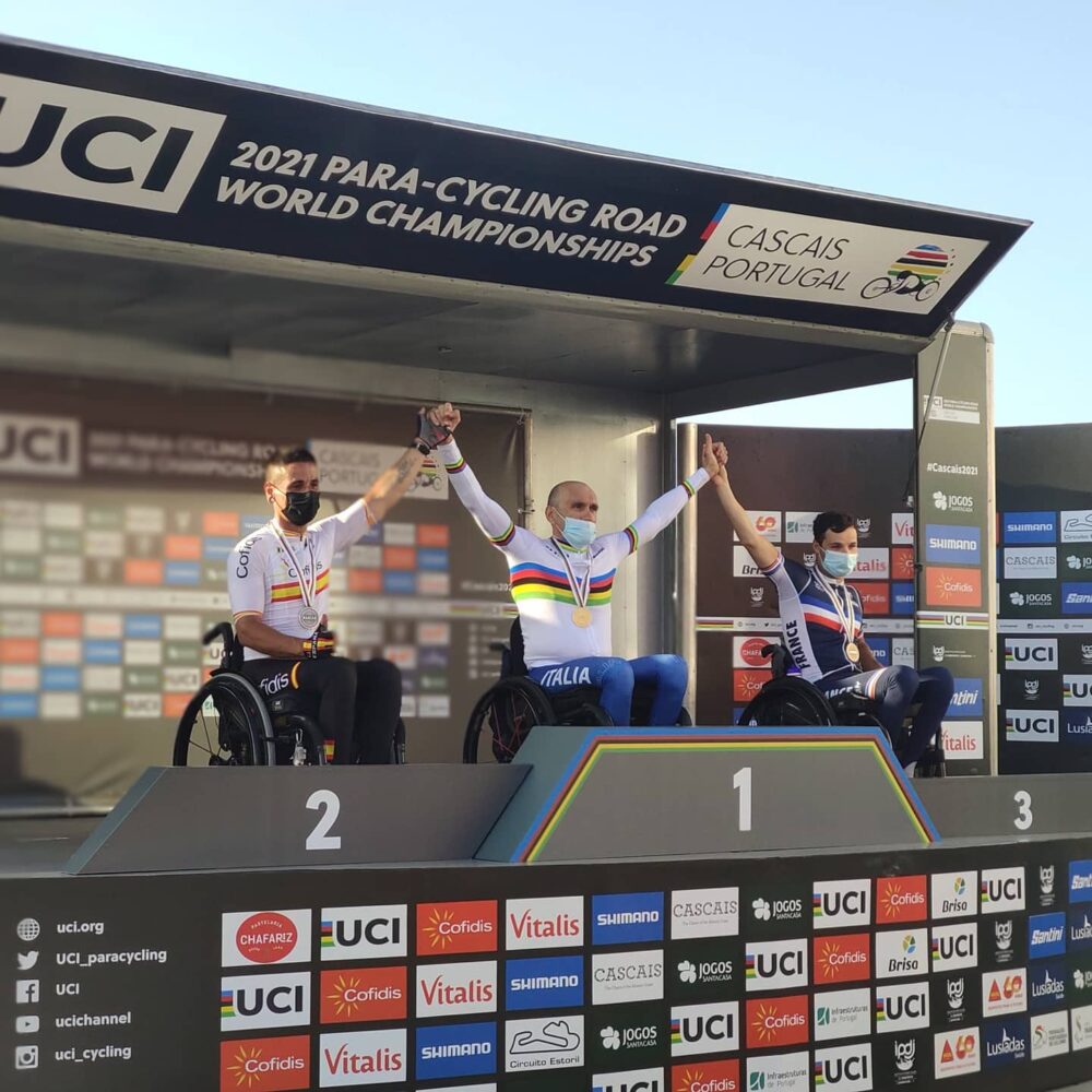 64fafc2d-3630-45f1-a8ad-a4ae824c633c