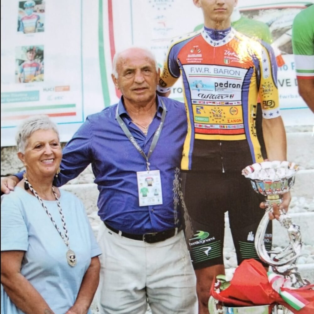 652000d3-87c7-4849-8965-103353f6fef8