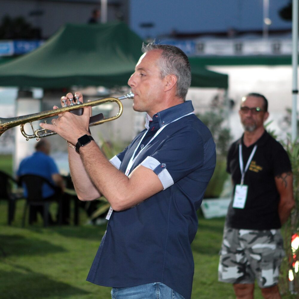 670baa29-867b-4364-acb7-5c3f88e411e4