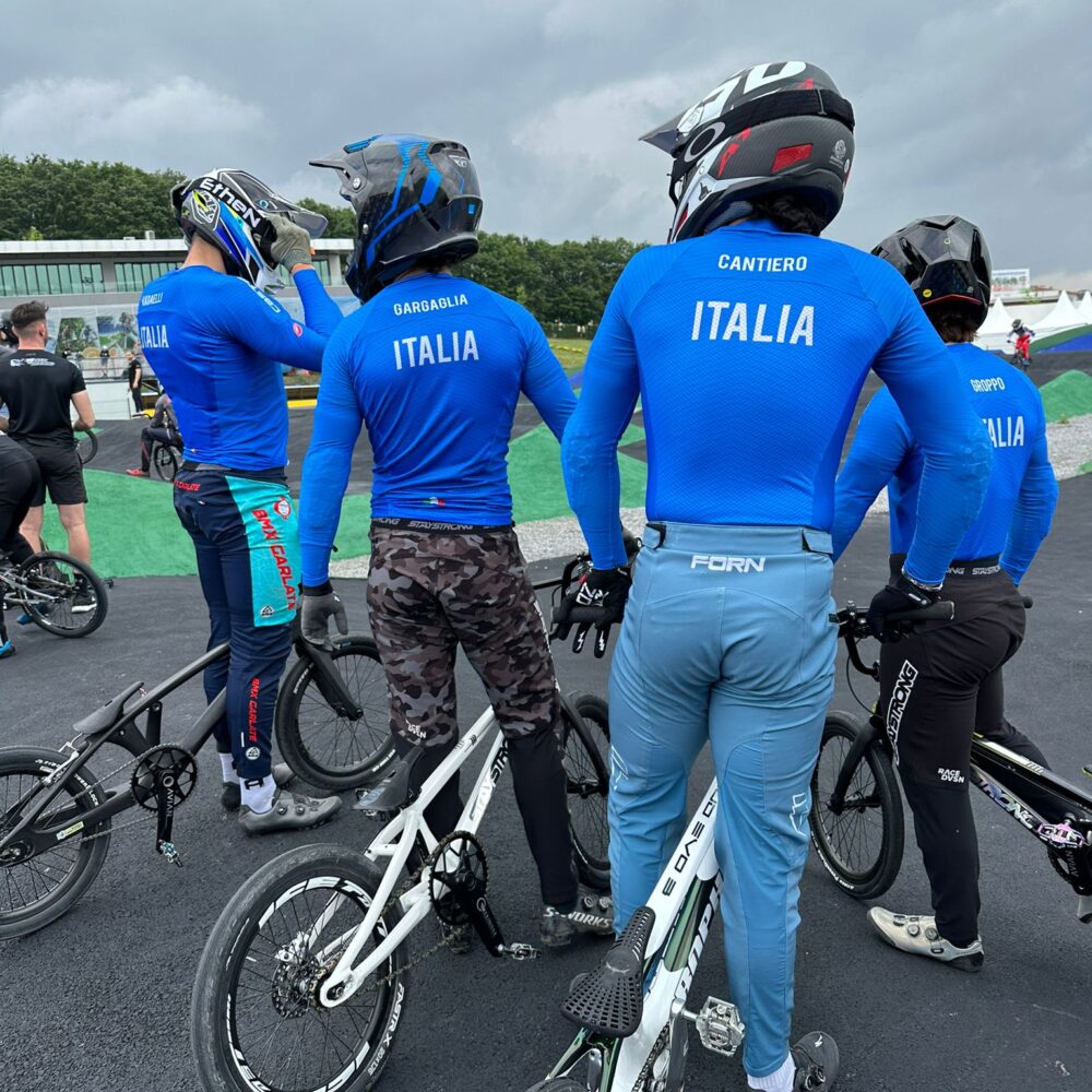 6a3cc391-a4ac-41b7-93b7-5b0df36d7ce9 6a3cc391-a4ac-41b7-93b7-5b0df36d7ce9