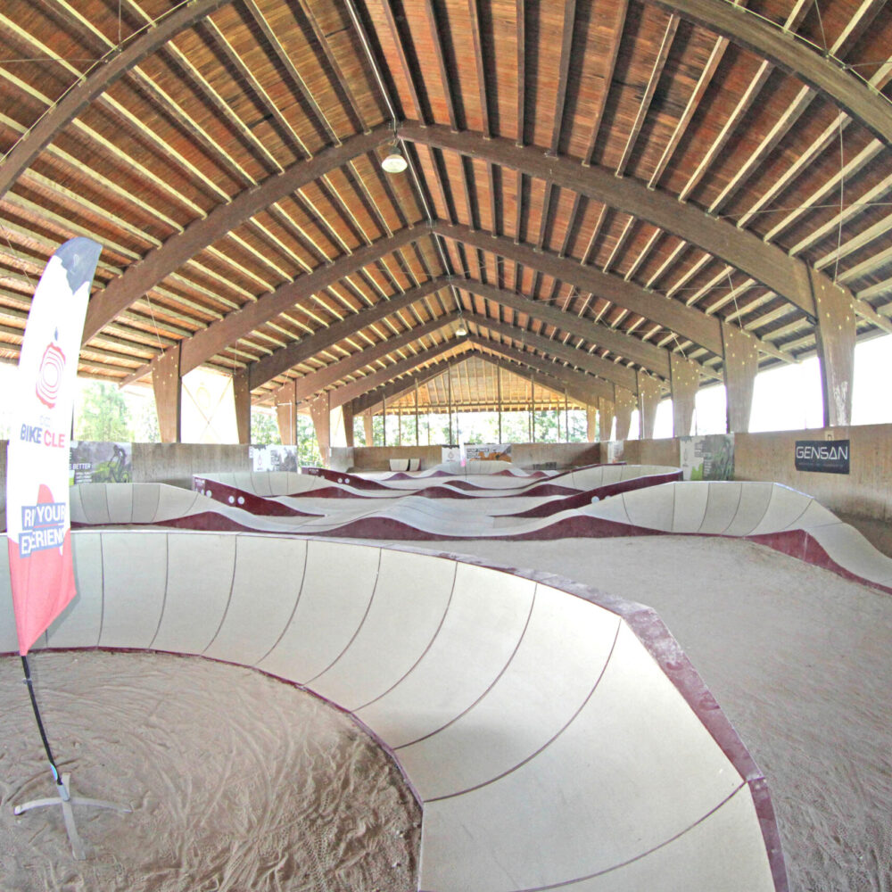 6aebb7cf-44f5-432c-9c6c-af327b379df9