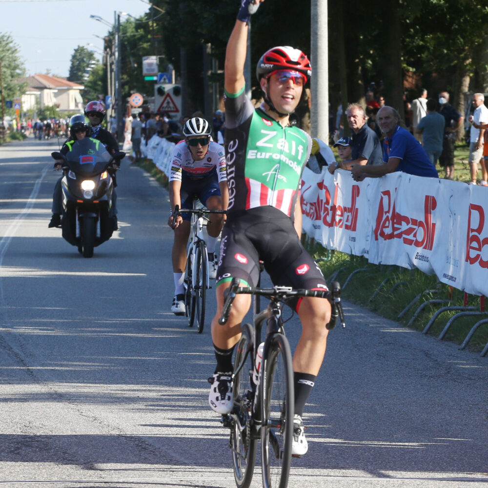 71a3465f-efae-4b6d-95d5-c12b5a5bb093