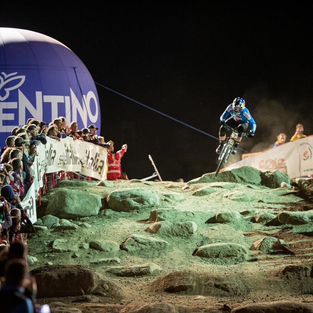 72f0cff9-601e-448d-9777-3a4ca6450de9