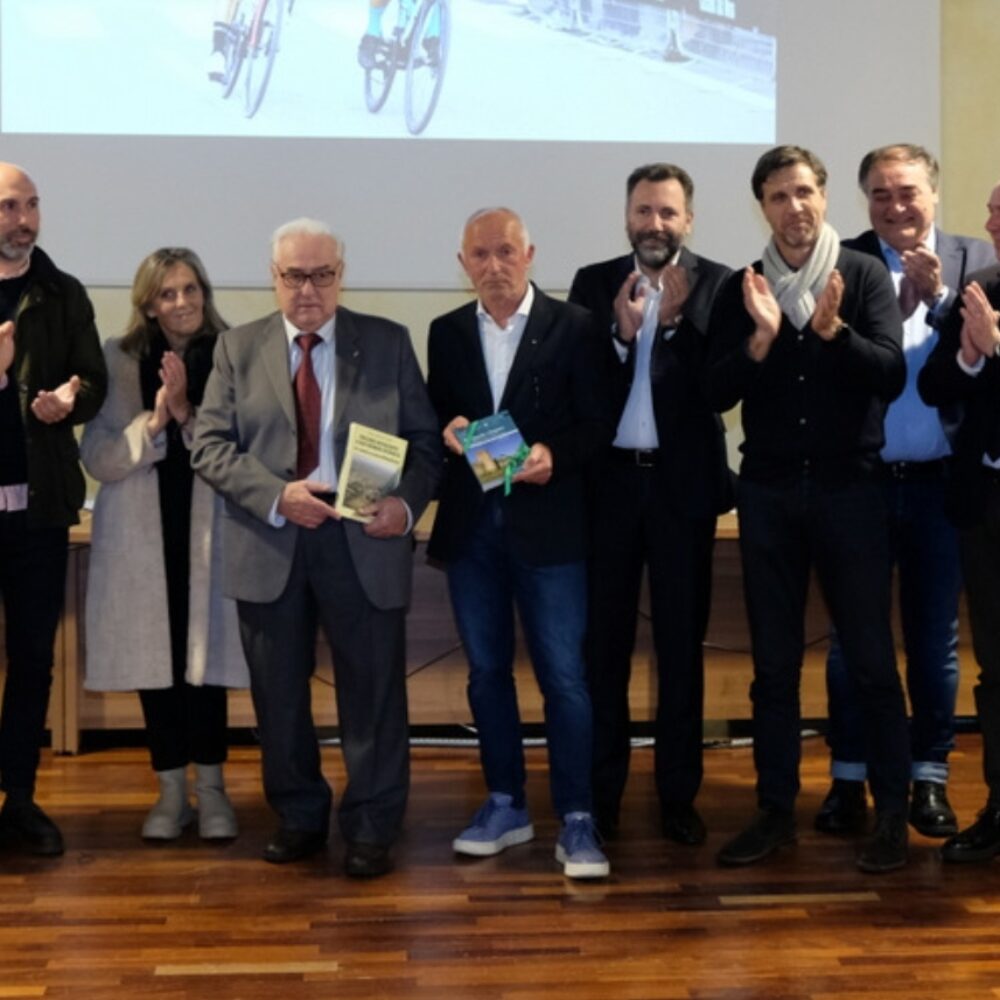 7549d3f2-a9e9-4b57-9b9c-728ac8dc3bbe