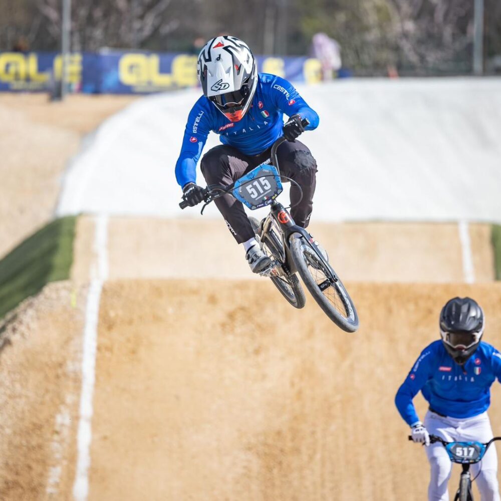 77453500-9702-42b3-a8a1-6697e7bc9cba