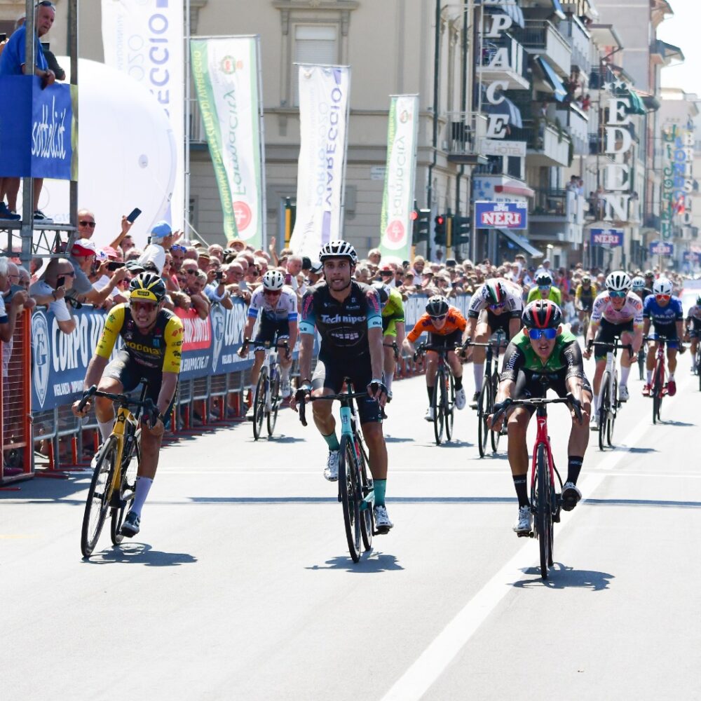 7b0a2788-765b-4d1d-a3b7-a5896feb75a3