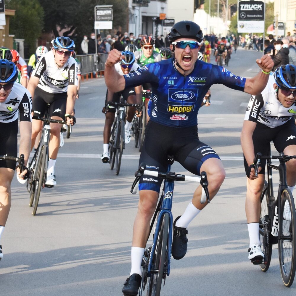 7c000cb3-862c-4539-a1d7-51aeadc44e9f