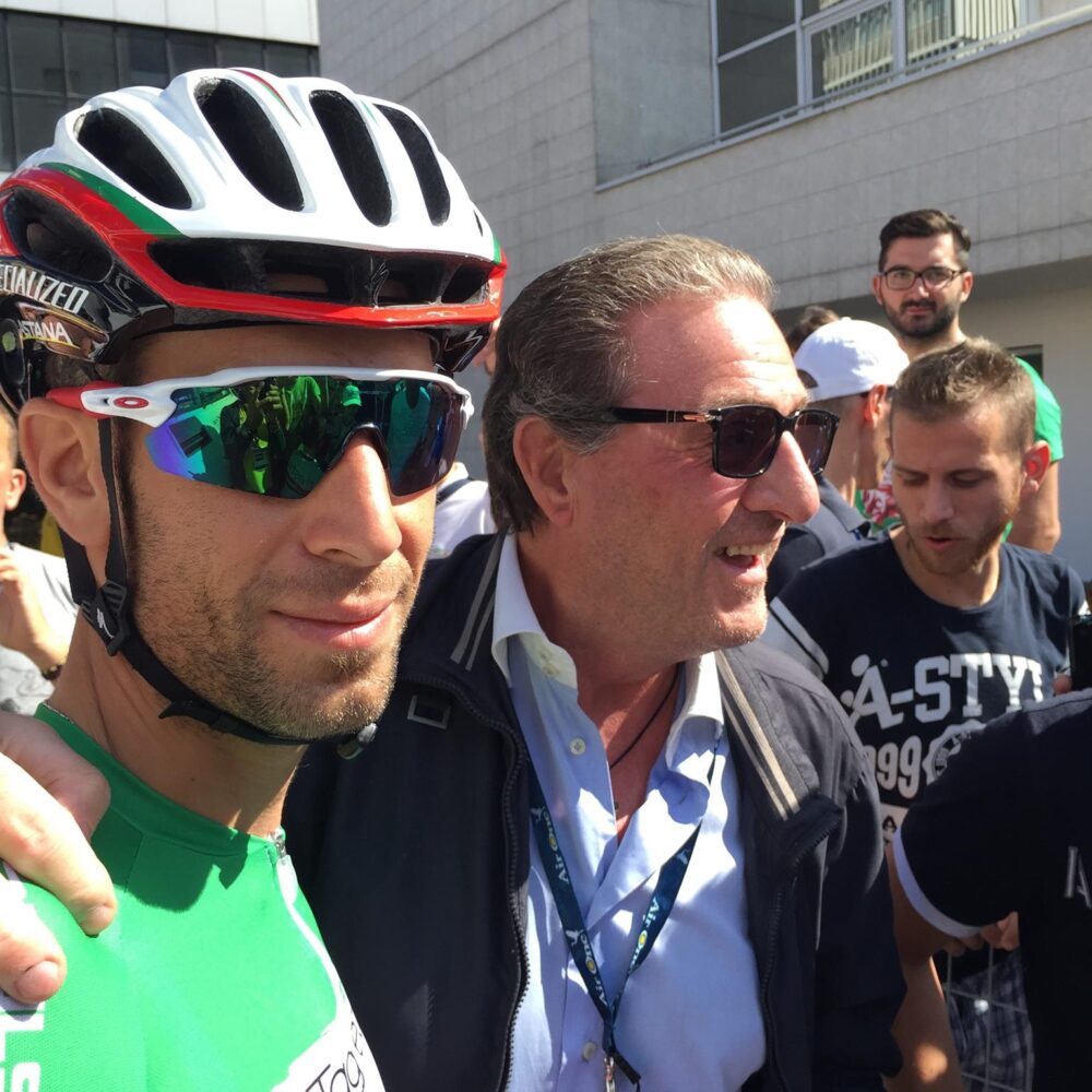 7ea54925-800c-4b1b-8283-5d5a418c06c5