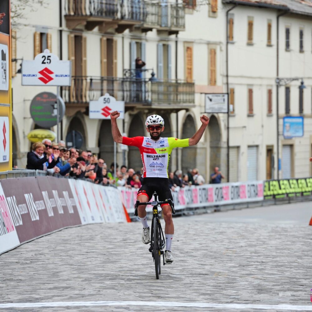 7f703982-c6ad-4886-920f-42a3b2136420