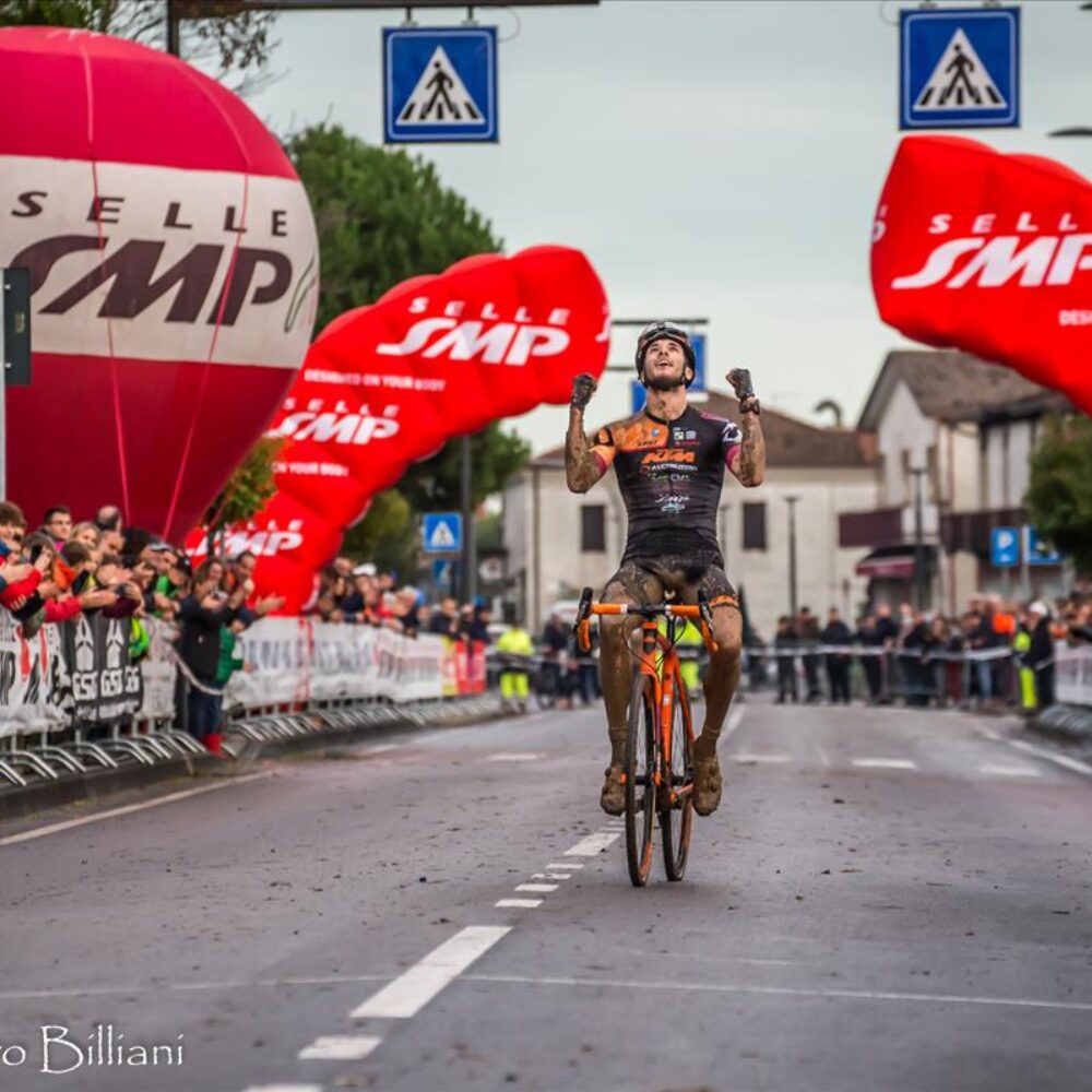 80d46e0d-0663-4d99-8a1e-ddd1f391cf5e