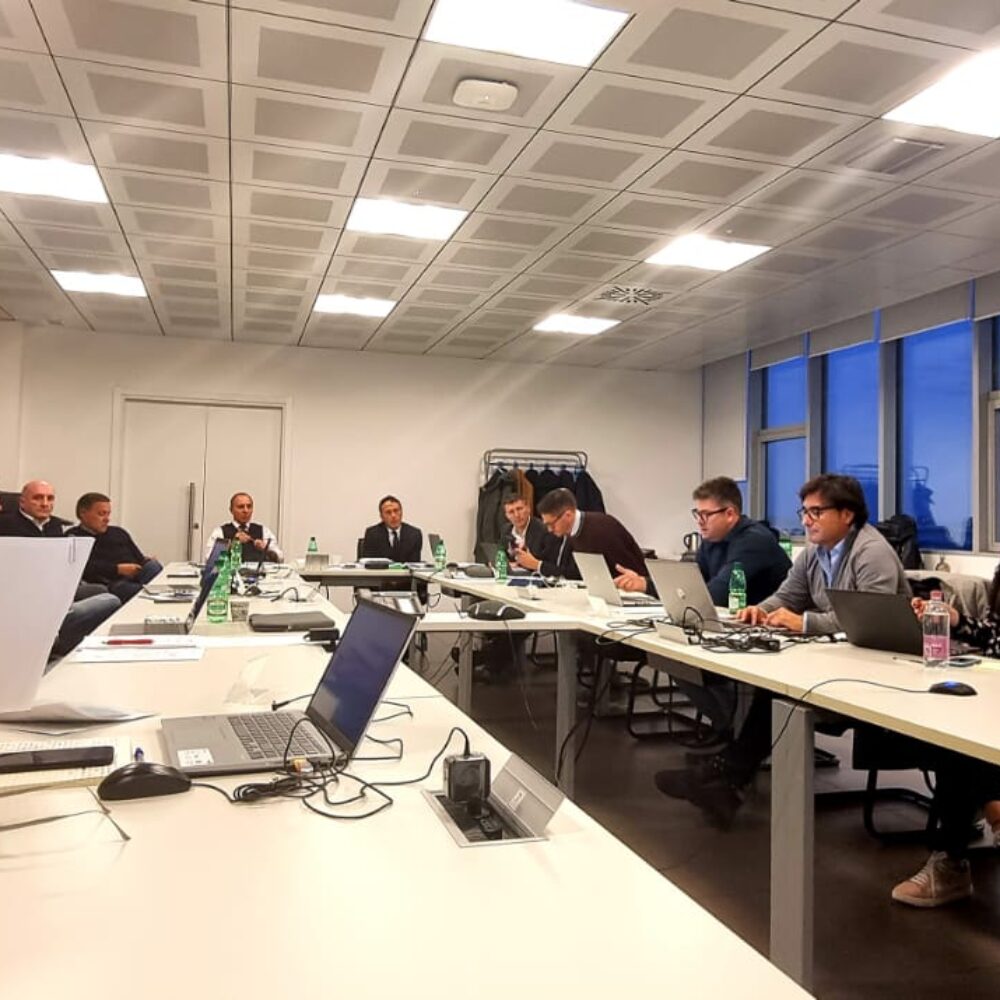 909fc0aa-29e1-4838-8bf9-20a1a185ea75