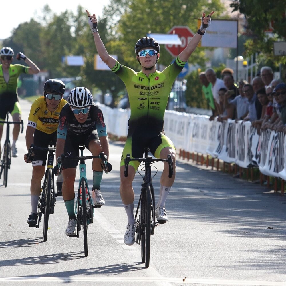 90c972b5-46d6-4683-a31e-287b473627ae