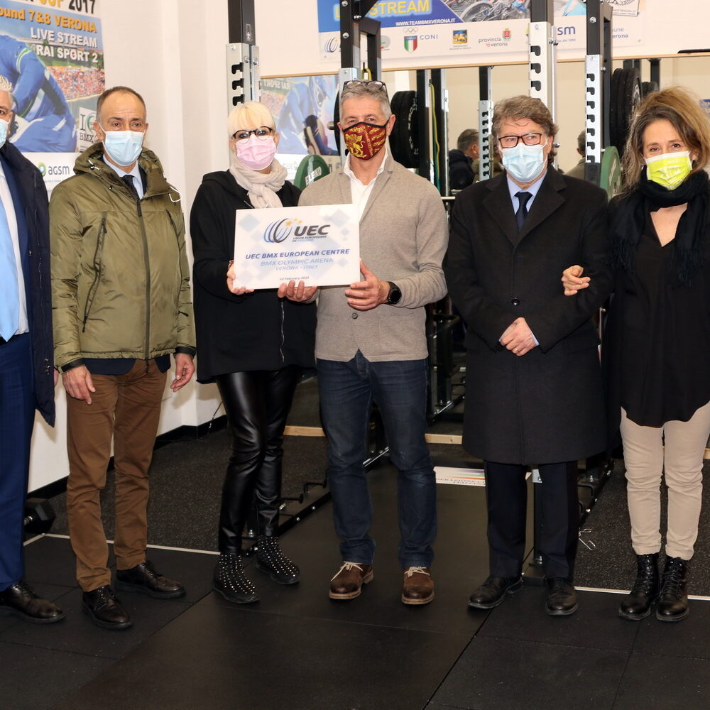 93761e31-1c95-4ba7-9b51-3d5c764f1873