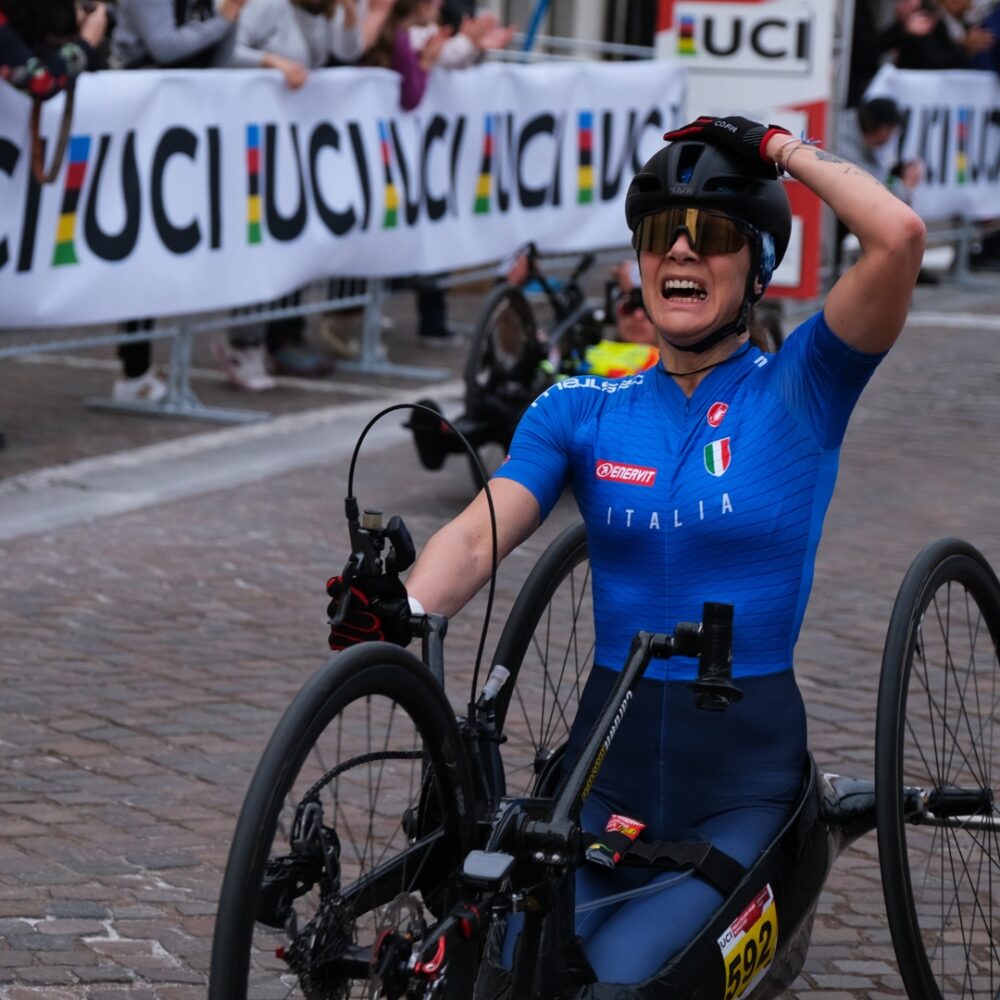 939bdb2c-70ba-4be6-ae34-bbf08620a087