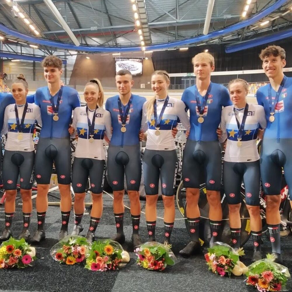 9425c88b-ba05-44ca-8178-4ce1f8e73dee 9425c88b-ba05-44ca-8178-4ce1f8e73dee