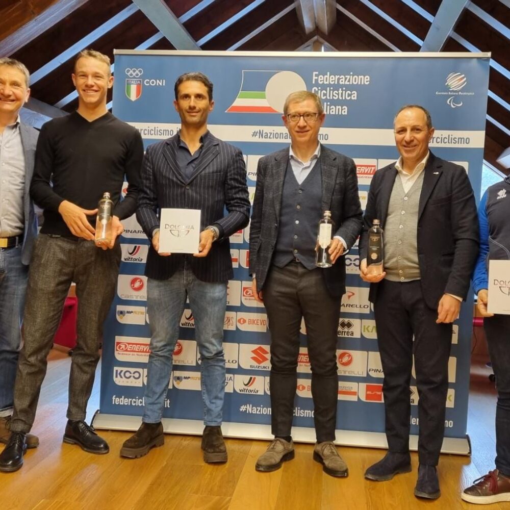 a8d2d2c5-3833-4259-a0af-10fb9735e8ca a8d2d2c5-3833-4259-a0af-10fb9735e8ca