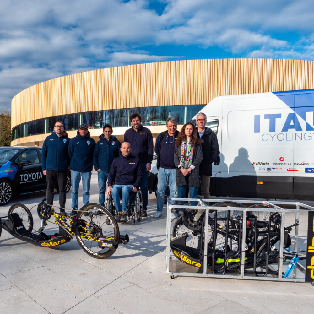 b85fd386-680b-4a07-8b5c-d856f9d4dd62 b85fd386-680b-4a07-8b5c-d856f9d4dd62