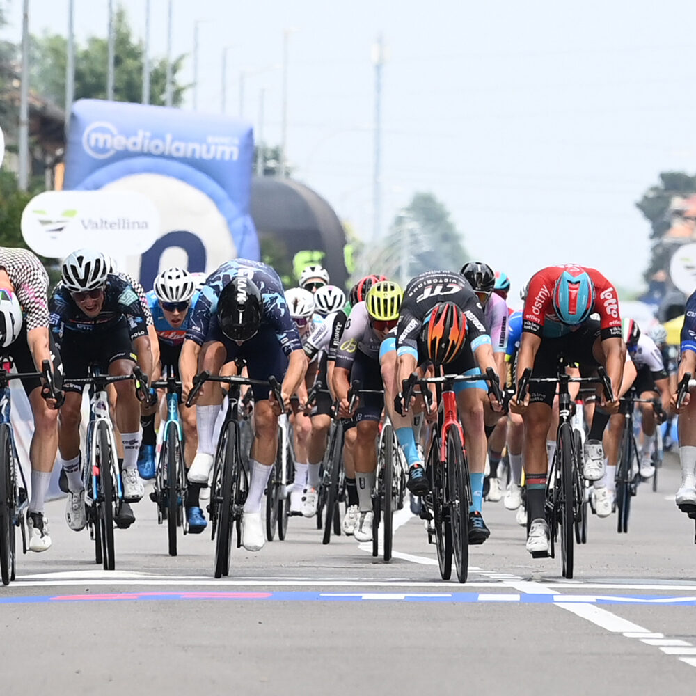 bb34906f-b525-40e9-ab8c-ea5dadd47056