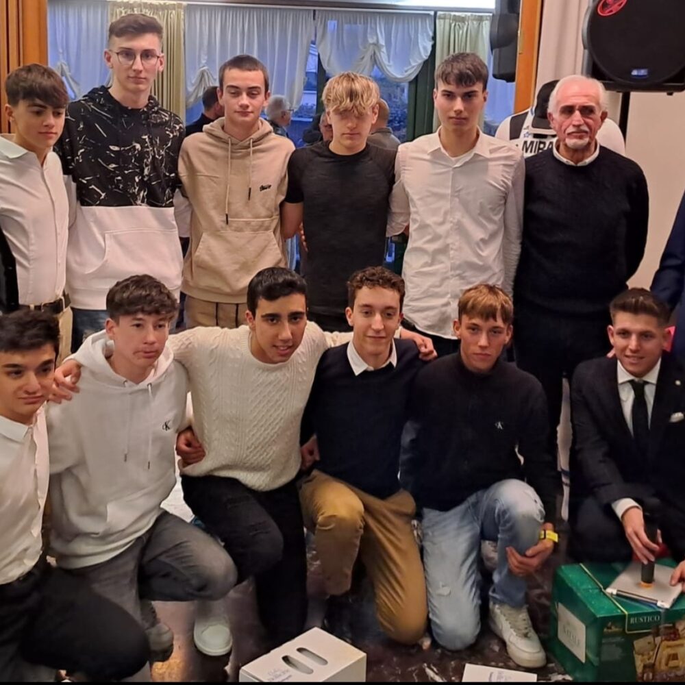 c16d27d5-cab3-4ec9-8a76-7b64c65aa316