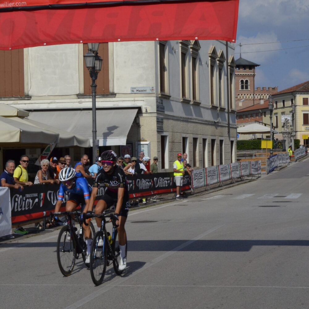 c5c0d970-2c63-4523-b128-8f7b84192919