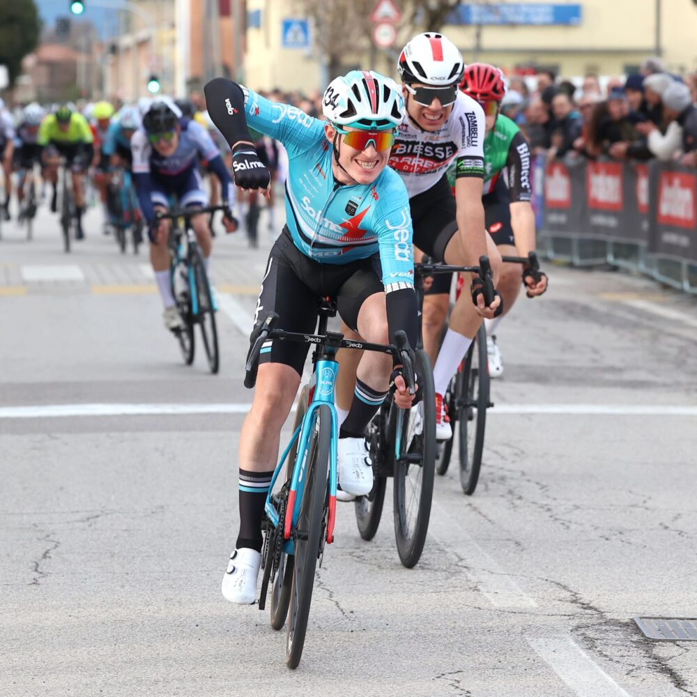 c8e390ed-0553-4b8f-88f8-f5f55cbe1889