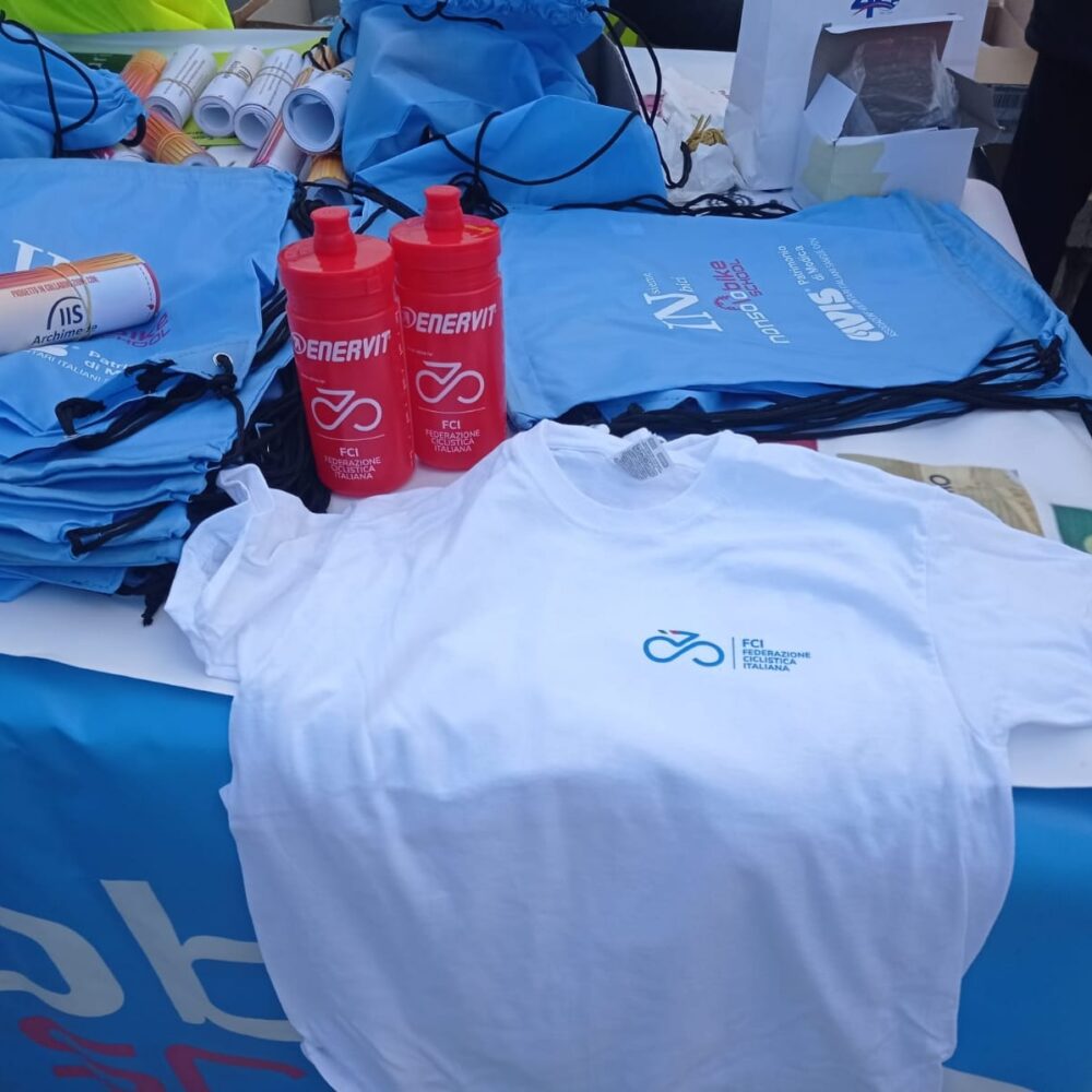 d95a31f2-7a9b-439b-93bf-e633b0e81a79 d95a31f2-7a9b-439b-93bf-e633b0e81a79