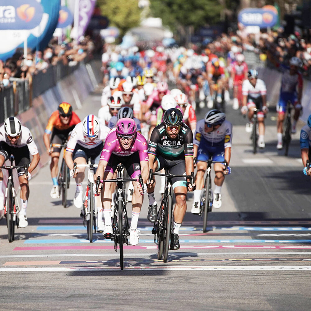 d993748b-df55-4be8-8e33-e7bb896bb8a4 d993748b-df55-4be8-8e33-e7bb896bb8a4