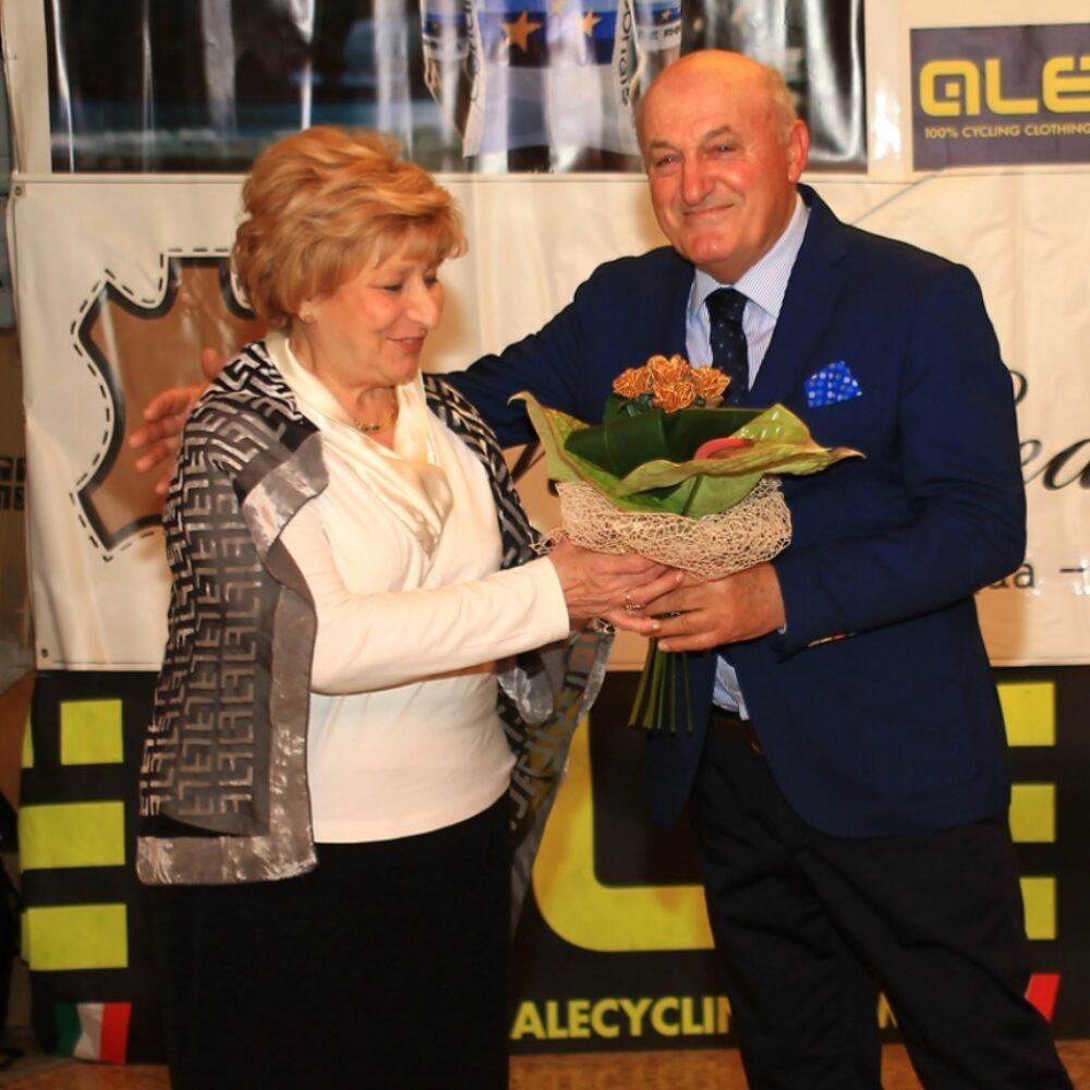 db963b22-af9d-4a1d-a5d9-ff2f396059b4