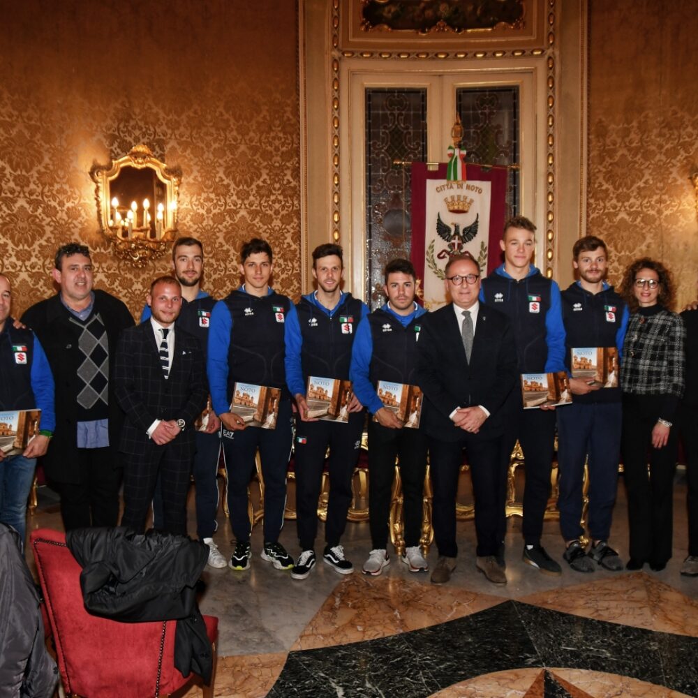 e001c874-0815-4a8f-a300-4a7f82e0cadf