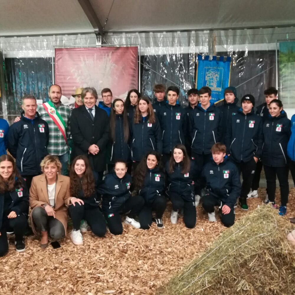 e0ec60da-d4eb-4a9a-9bb4-99a2e90c0e4a e0ec60da-d4eb-4a9a-9bb4-99a2e90c0e4a