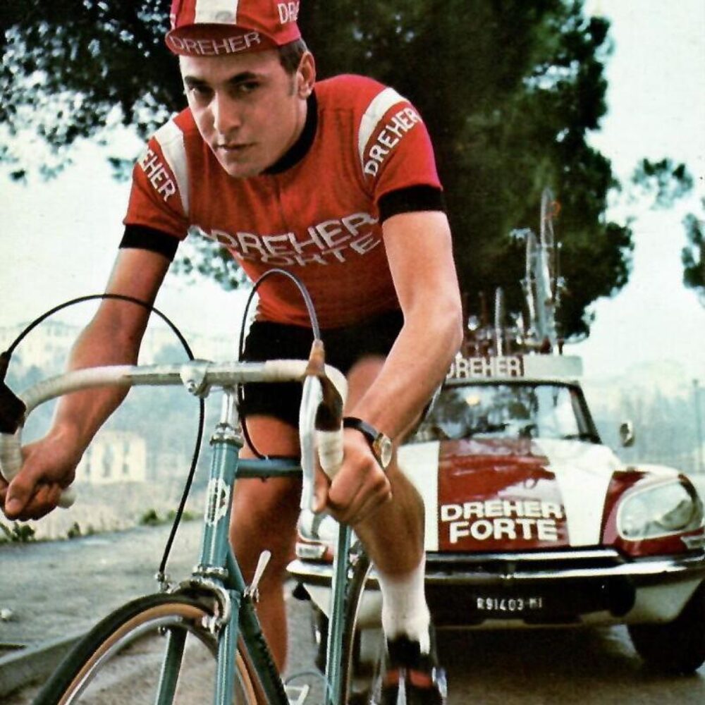 e65c3cca-4b62-418c-8204-1a1a54d8832e