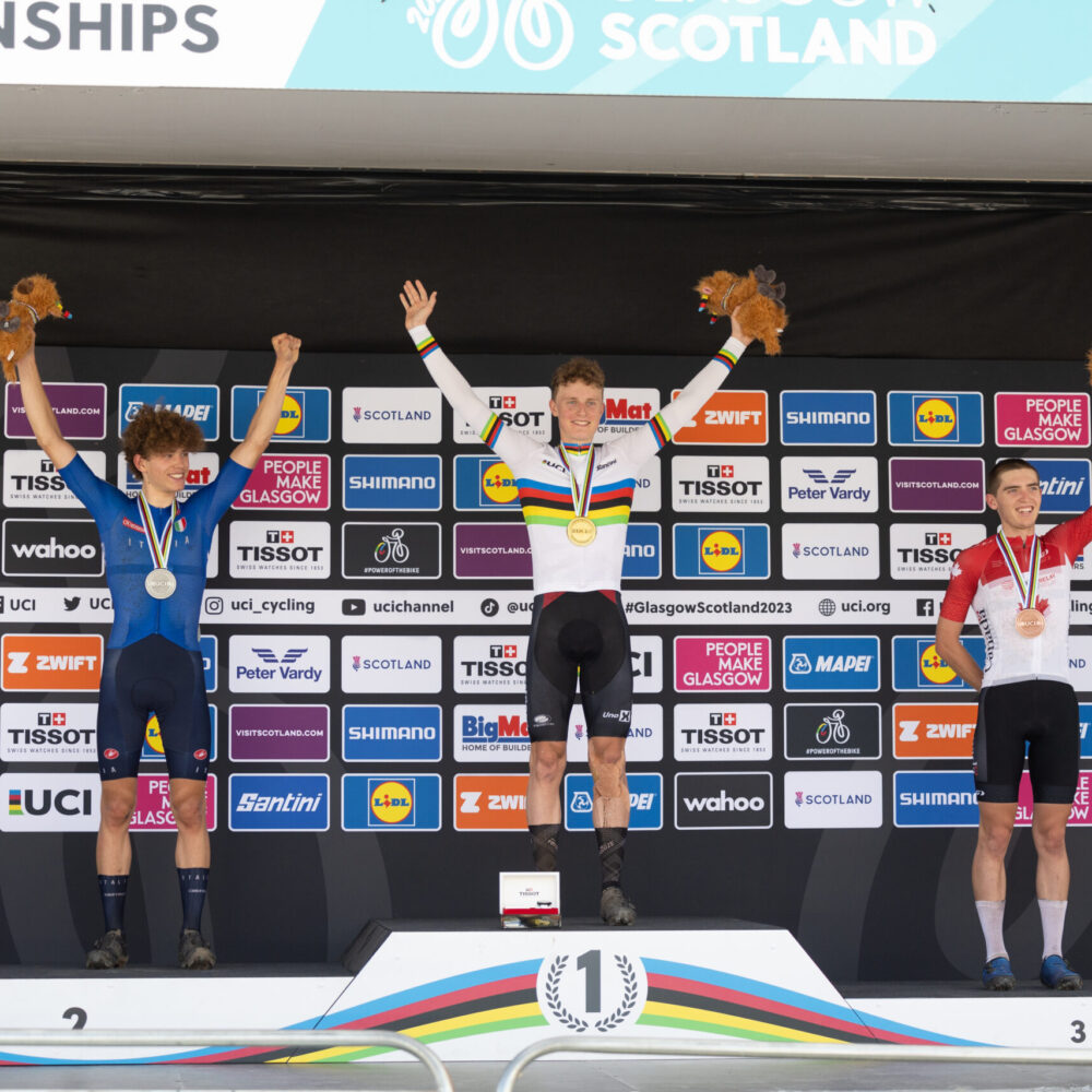 e87c19d9-8d50-4521-8934-92310ab1fa34 e87c19d9-8d50-4521-8934-92310ab1fa34