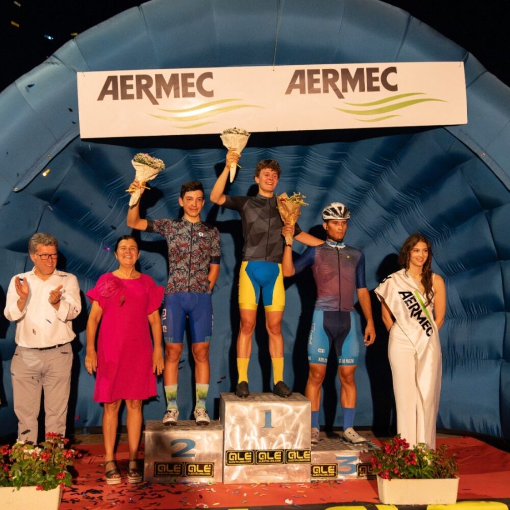 e893fc26-56de-45d7-b9f0-5b4e29cf7090