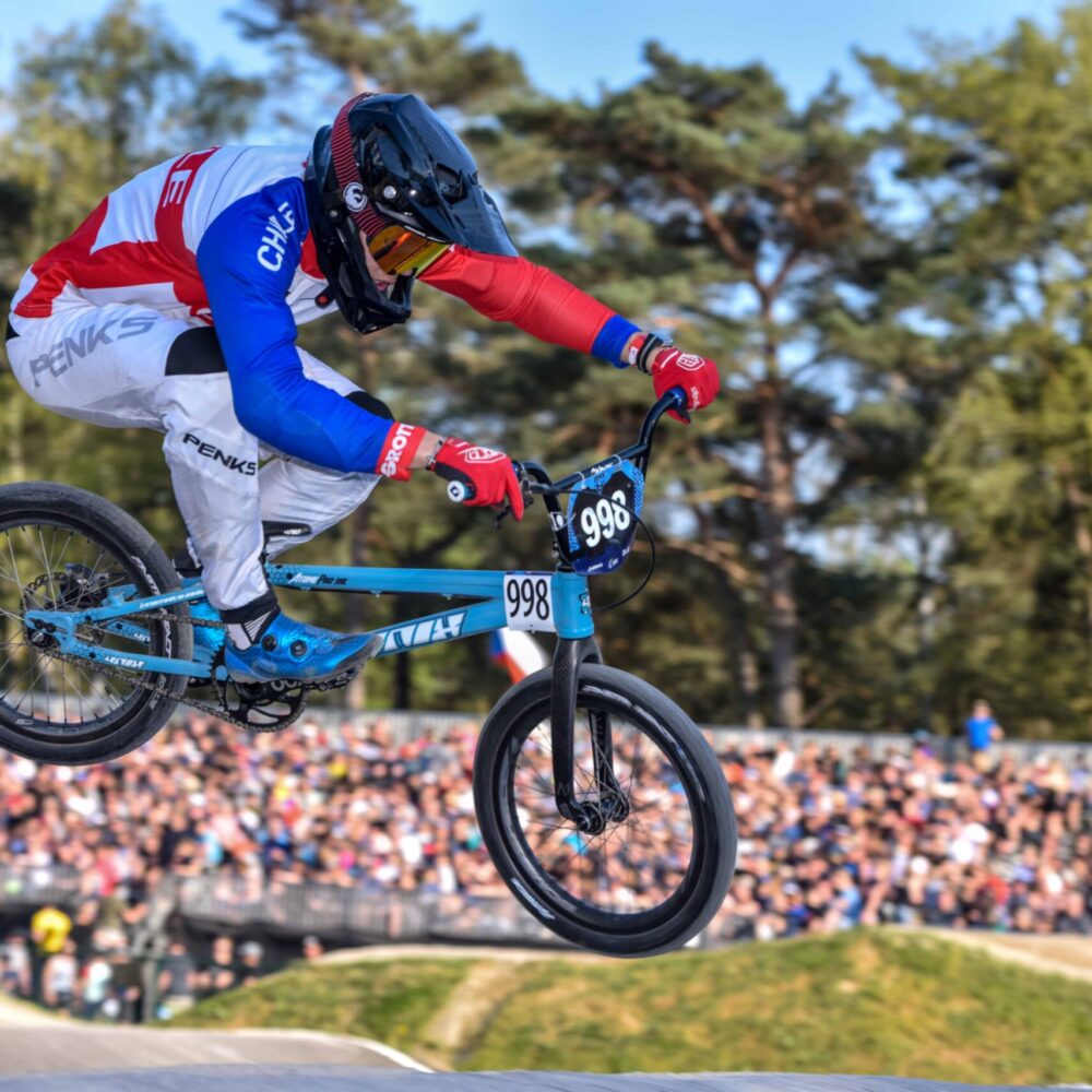 ea15617c-361c-4d33-9053-92b83391583c