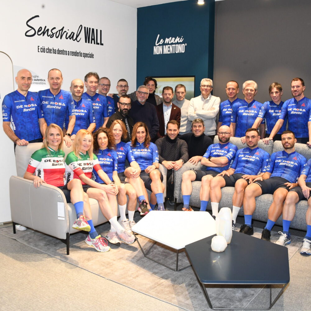 ee7ab188-571f-4251-b4e3-b4d87b88f064