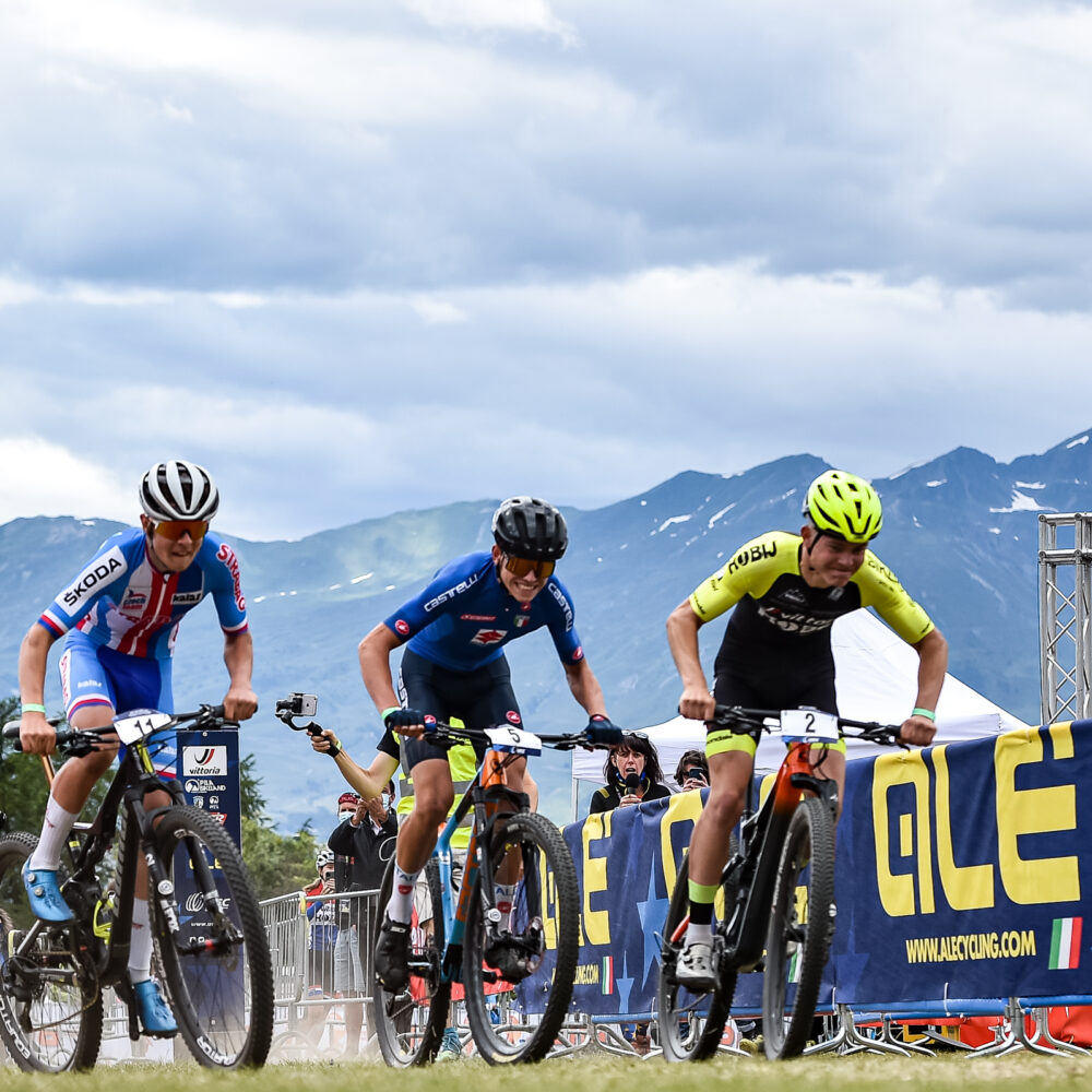 ef4bf2fc-2f90-4bb1-b7fc-0b2afbff7c0c